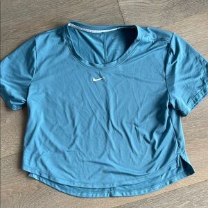 Nike Women's Blue Athletic crop Top